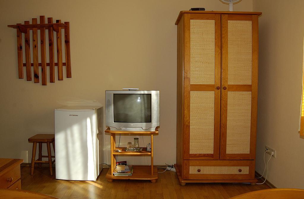 Penzion Majak Banská Bystrica Esterno foto